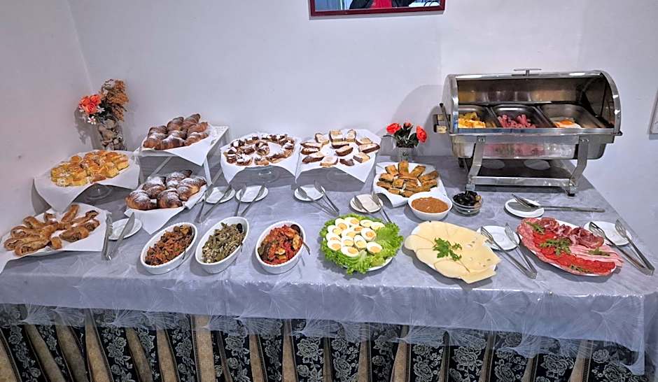 HOTEL VILLA ELISA