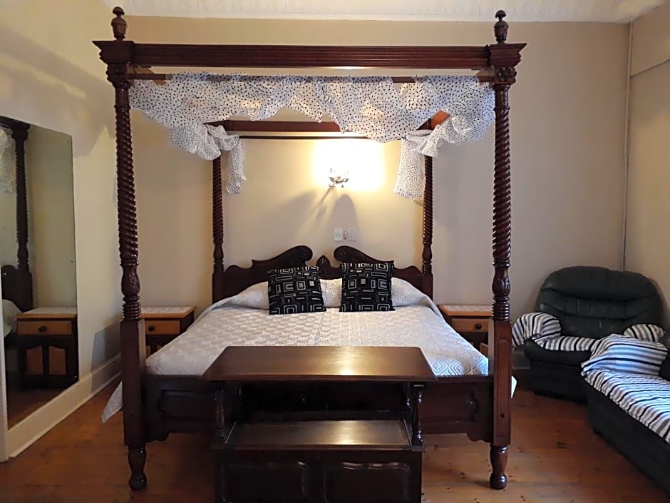 Upper Houghton Guesthouse