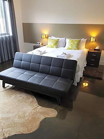 Standard Double Room with Shared Bathroom