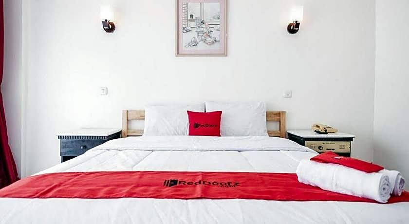 RedDoorz Plus near Pelabuhan Merak