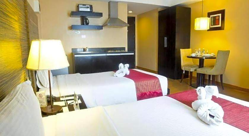 Lancaster Hotel Manila