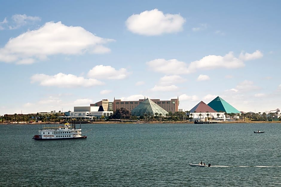 Moody Gardens Hotel Spa And Convention Center