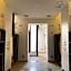 Hostel Numero Trece - Private Capsule Deds - Albergue Juvenil - FREE towels, coffee & tea, remote check-in
