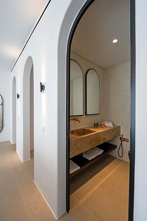Muse οf Mykonos Luxury Suites