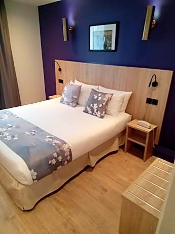 Two Adjoining rooms Superior and Standard