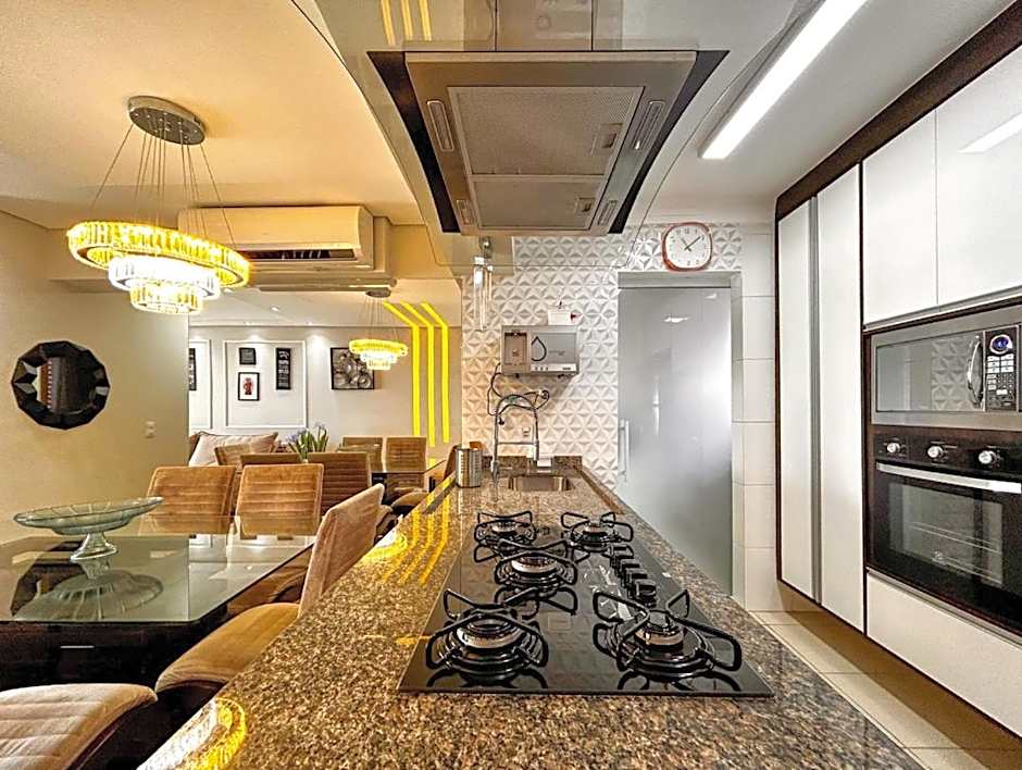 Otimo apto de frente para Praia do Boqueirao SP