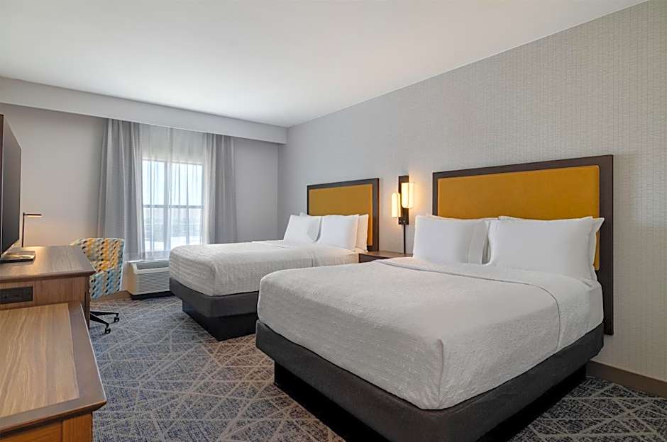 Hampton Inn By Hilton & Stes West Des Moines