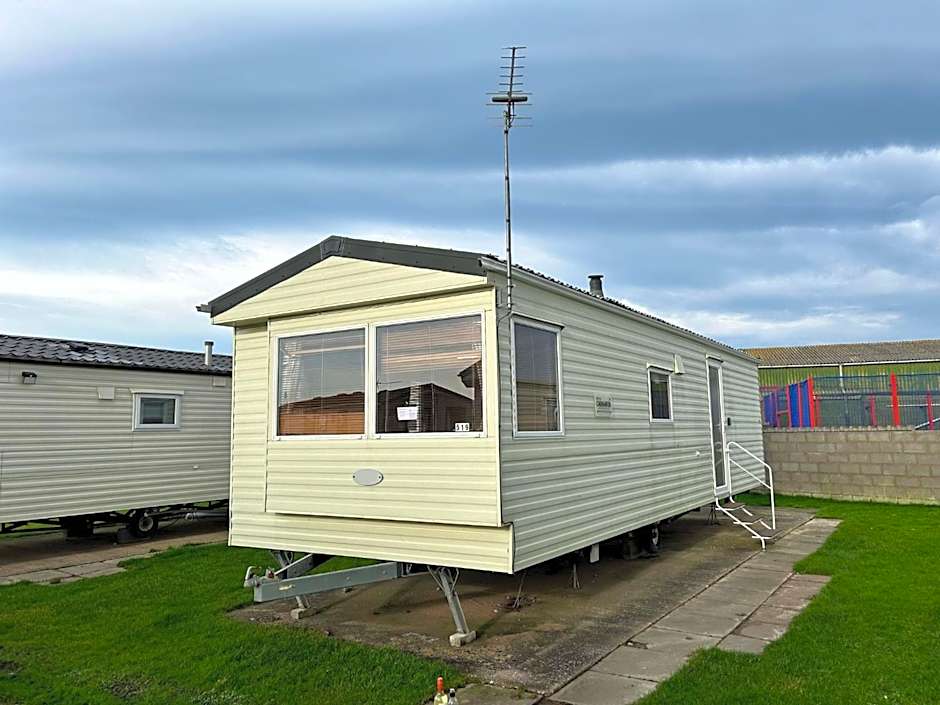 519 Family Caravan at Golden Gate Holiday Centre, Sleeps 6