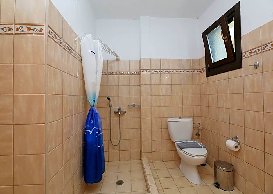 Palirria Hotel & Studios