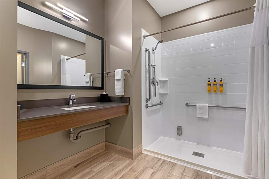 Best Western Plus Dauphin