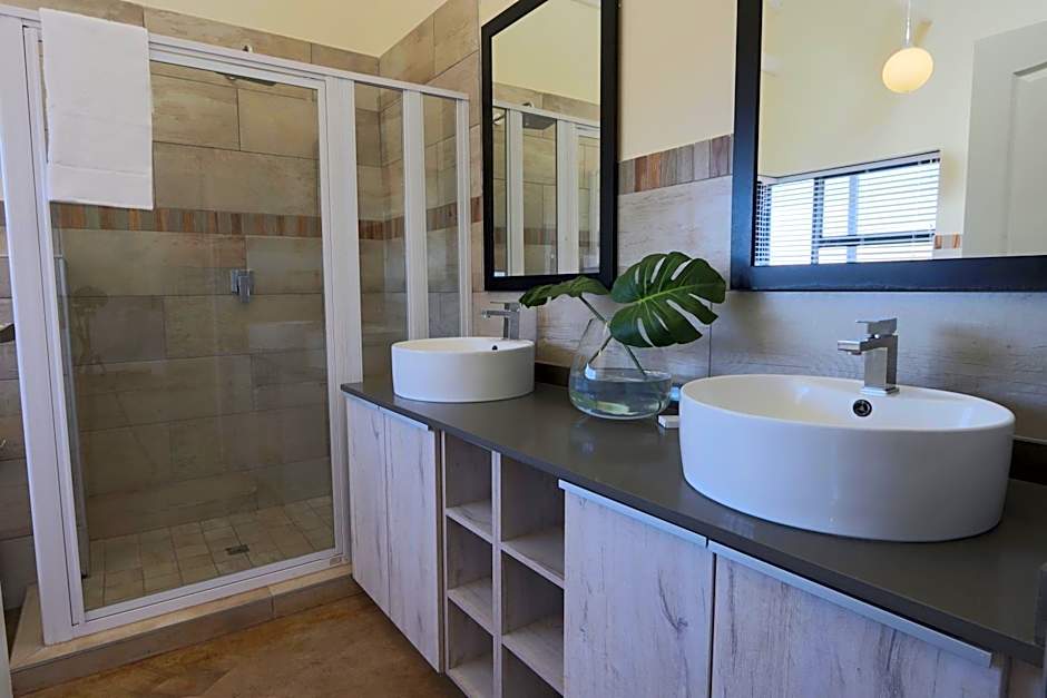 Seasons Golf, Leisure, Spa