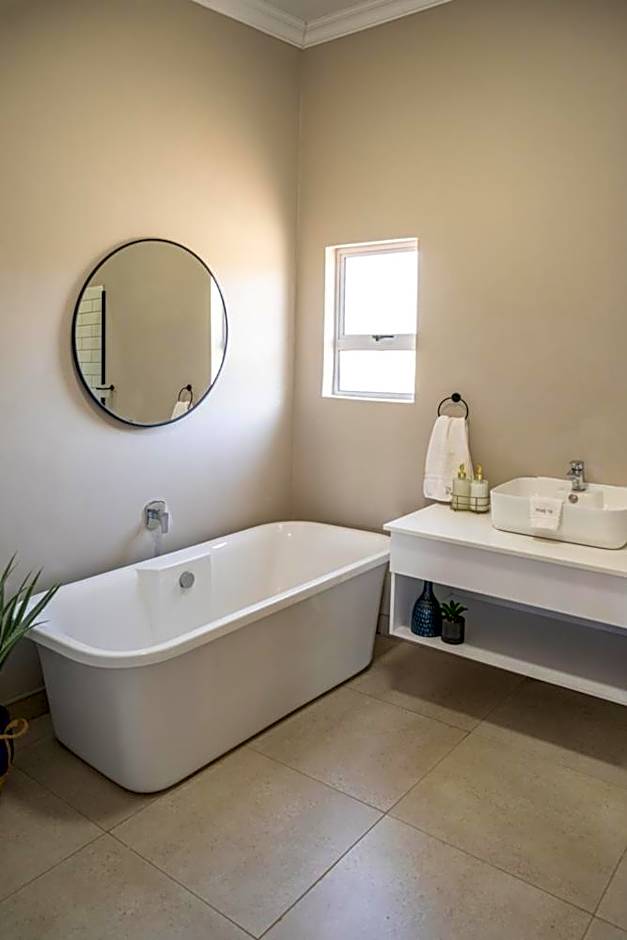 Summer PALACE Guesthouse