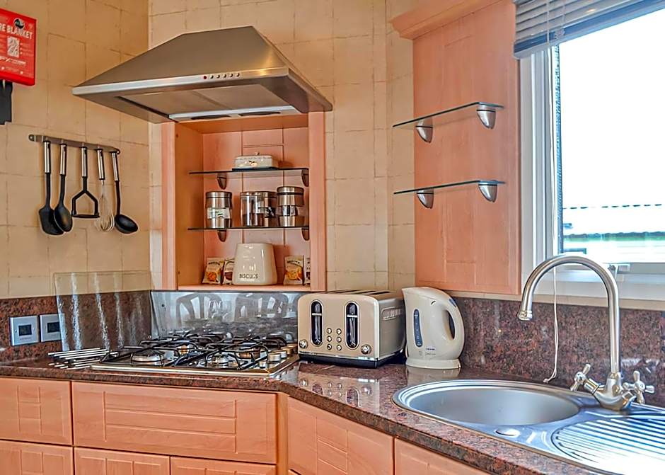 Tan-Y-Fron Holiday Park