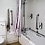 Premier Inn Swansea Waterfront