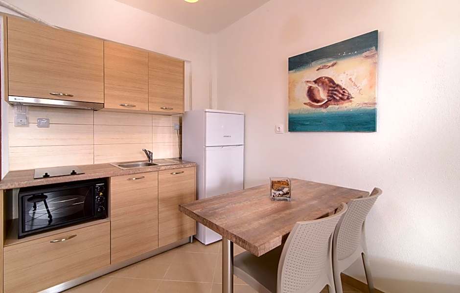 Apanemia by Flegra Hotels