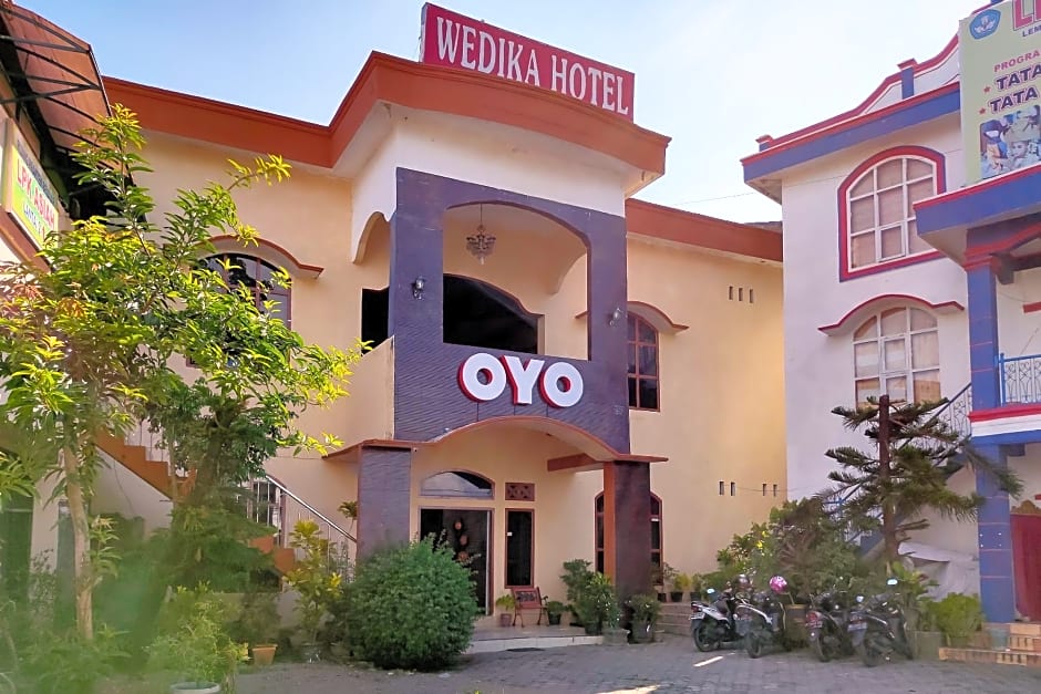 OYO 2994 Hotel Wedika