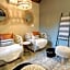 Tshukudu Game Lodge