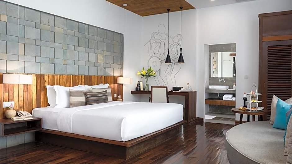 Photo 1 of 8 of Junior Suite