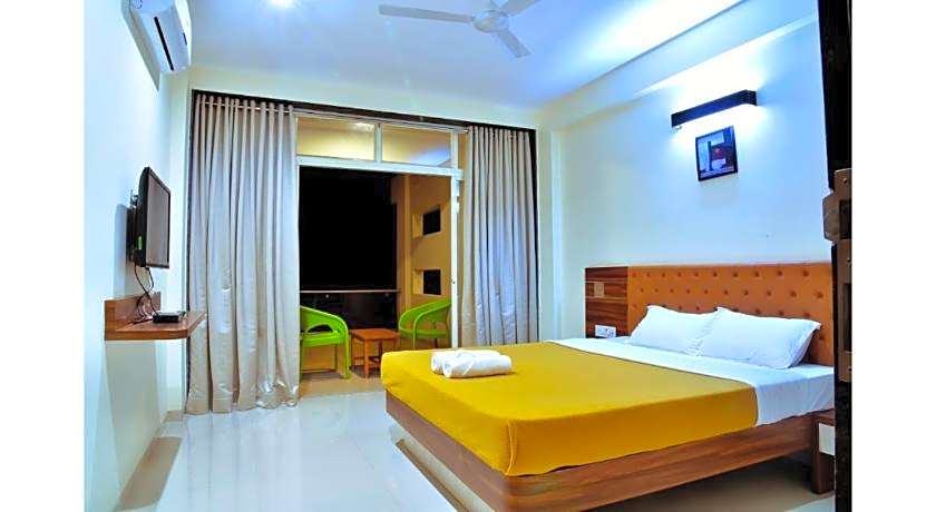 Hotel Sadhana Executive- Dapoli
