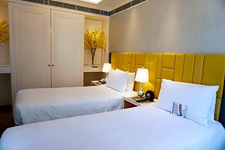 Grand Deluxe Twin Suite