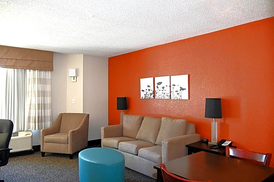 Sleep Inn & Suites Spring Lake - Fayetteville near Fort Bragg