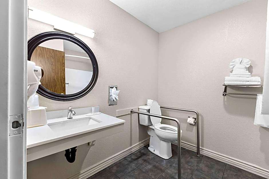 Super 8 by Wyndham Goodyear/Phoenix Area