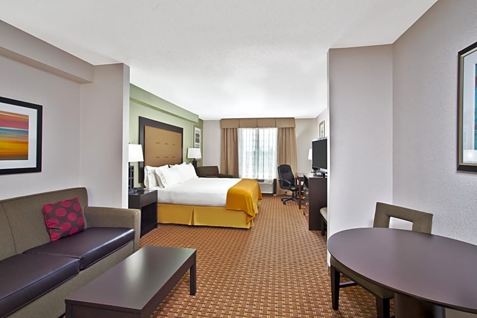 Holiday Inn Express Hotel and Suites Harrington - Dover Area