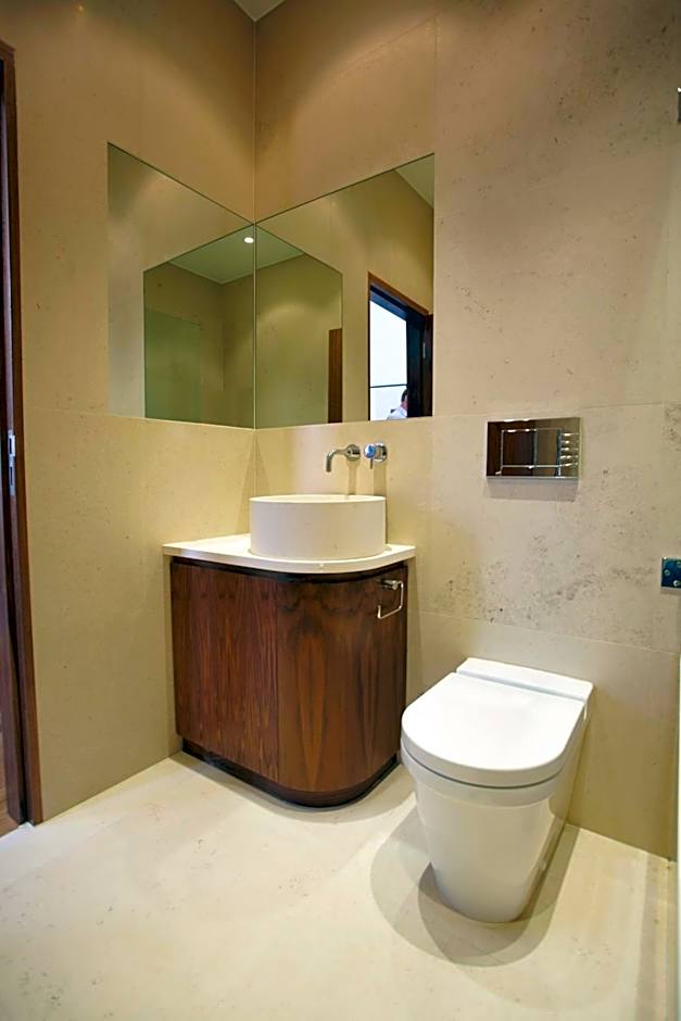 Presidential Apartments Kensington