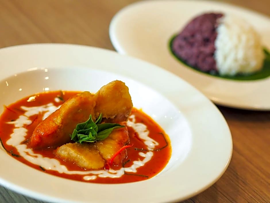 Solitaire Bangkok Sukhumvit 11