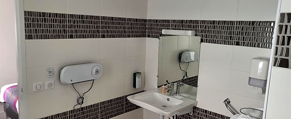 Kyriad Lille Est - Villeneuve d'Ascq