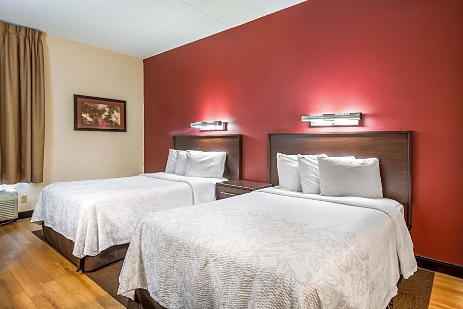 Photo 1 of 9 of Deluxe 2 Queen Beds