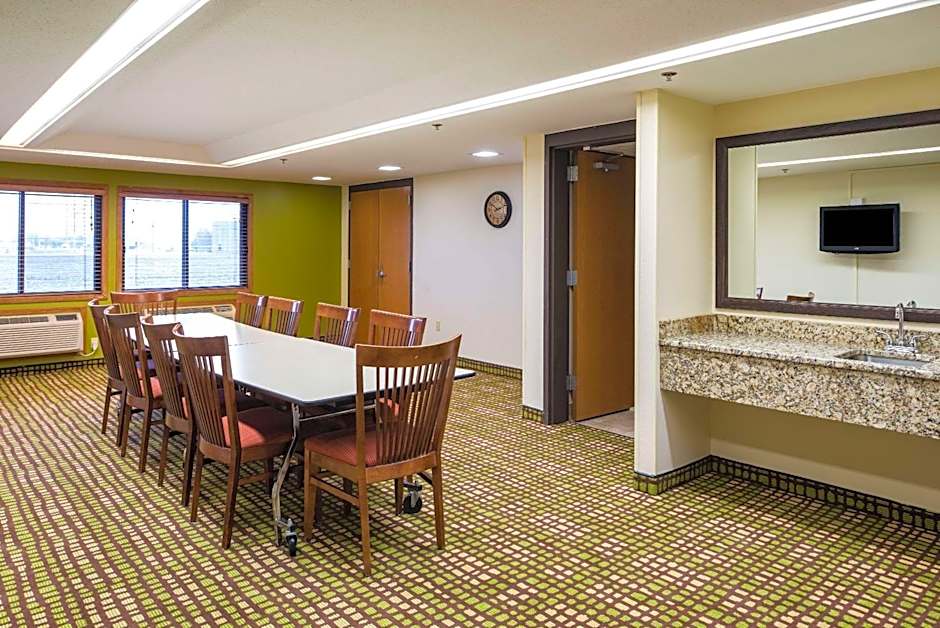 AmericInn by Wyndham Wahpeton
