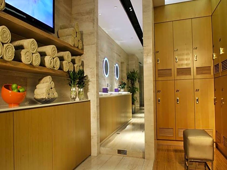 V Hotel