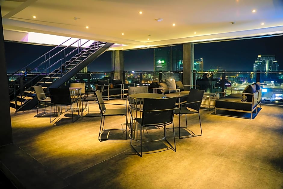 One Residence Hotel & Apartment