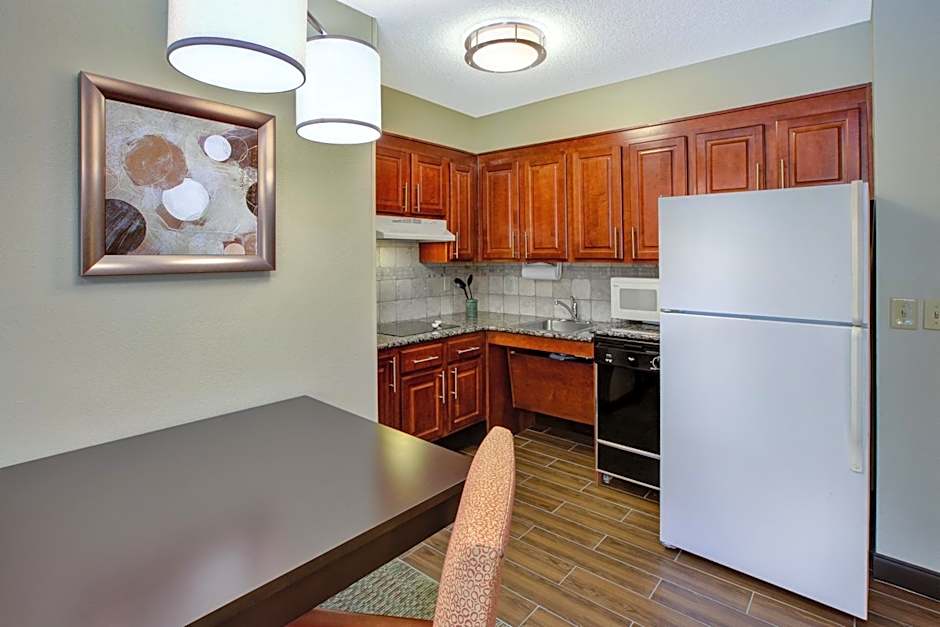 Staybridge Suites Louisville - East By IHG