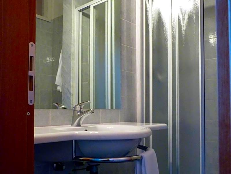 LH Hotel Arca Street Art