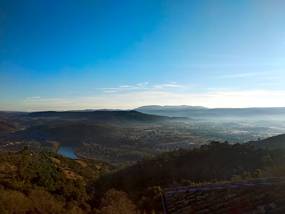 Le rocher de Sampzon