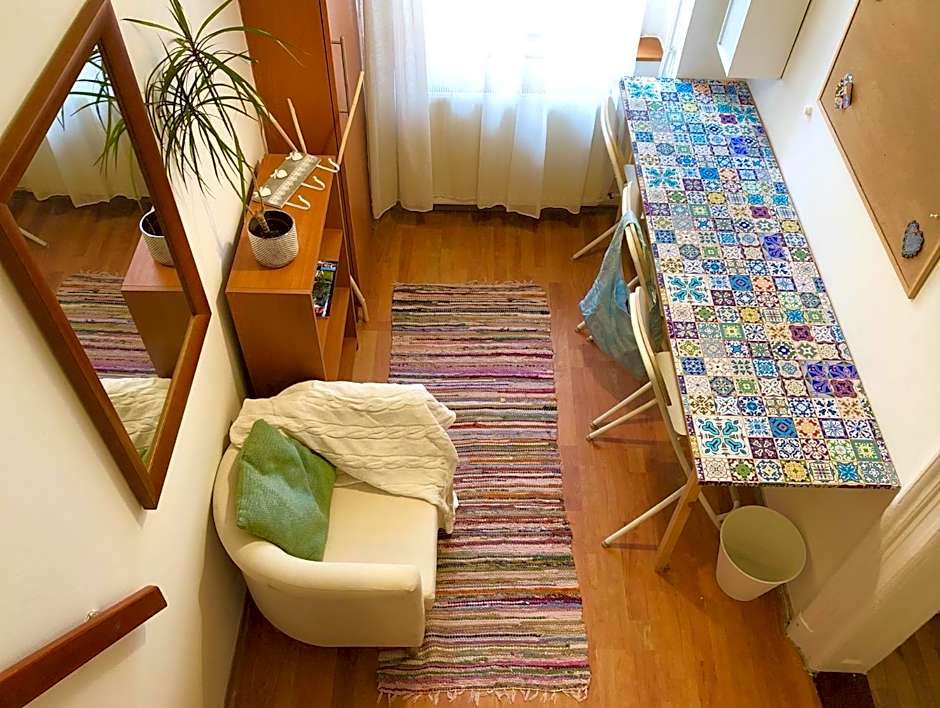 Zen Hostel by Central Market