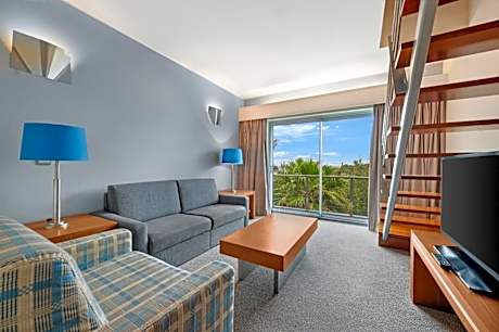 Twin Junior Suite with Garden View
