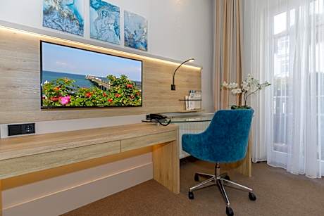 Deluxe Double Room with Balcony or Terrace