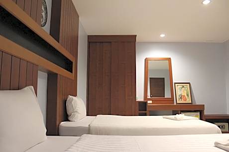 Twin Room with Balcony