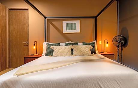 Deluxe Penthouse, 2 Bedrooms, Terrace