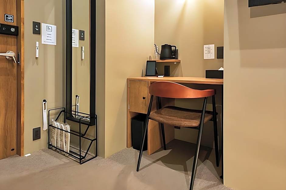 mizuka Imaizumi 2 - unmanned hotel -