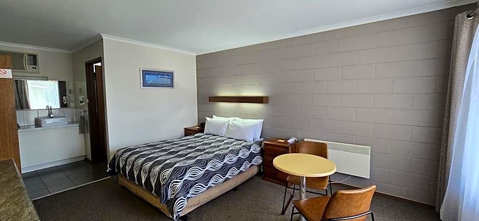 Admella Motel