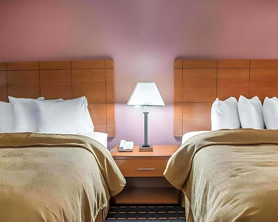 Quality Inn Marianna South