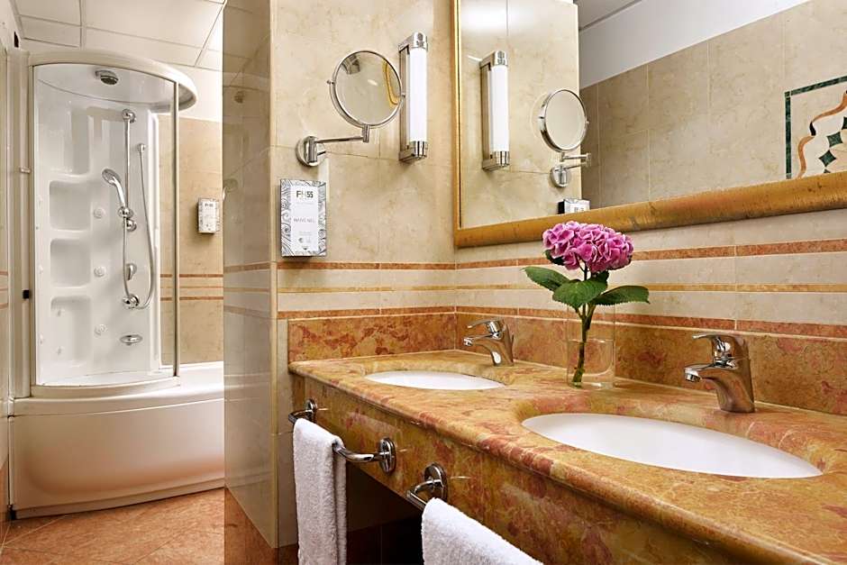 Grand Hotel Mediterraneo