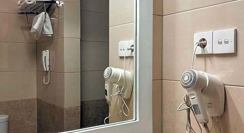 Ahadiat Hotel & Bungalow