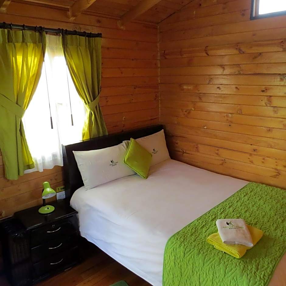 Hosteria Airport Garden