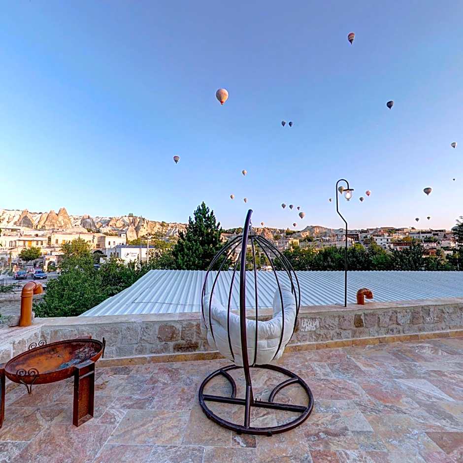 Sarnich Cave Suites