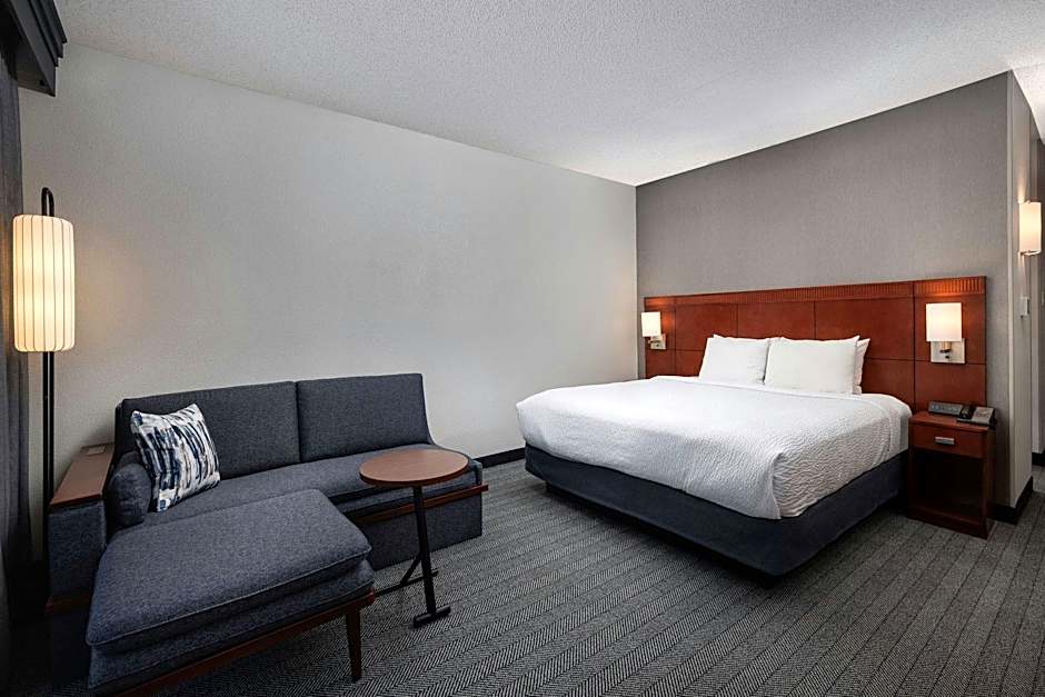 Courtyard by Marriott Denver Central Park